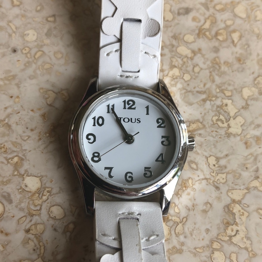TOUS KIDS Steel Cruise Watch w white leather strap